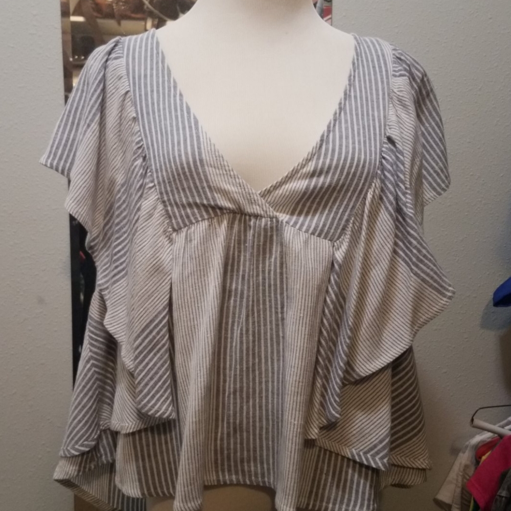 Super cute top!!